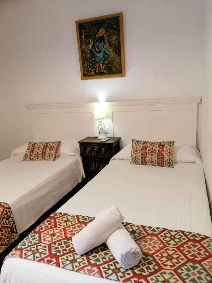 Apartamentos El Patio Andaluz เฮเรซ เด ลาฟรอนเตรา ภายนอก รูปภาพ