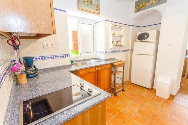 Apartamentos El Patio Andaluz เฮเรซ เด ลาฟรอนเตรา ภายนอก รูปภาพ